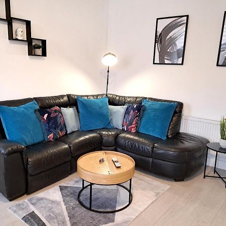 SPACIOUS 3 Bed APARTMENT WITH EN-SUITES&PARKING! Watford  Exterior foto